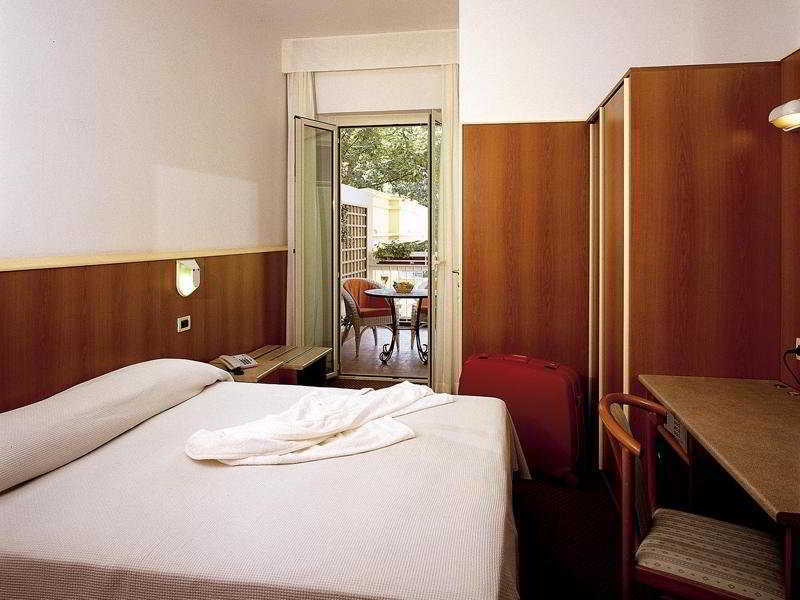 Hotel Principe Di Piemonte Rimini Phòng bức ảnh